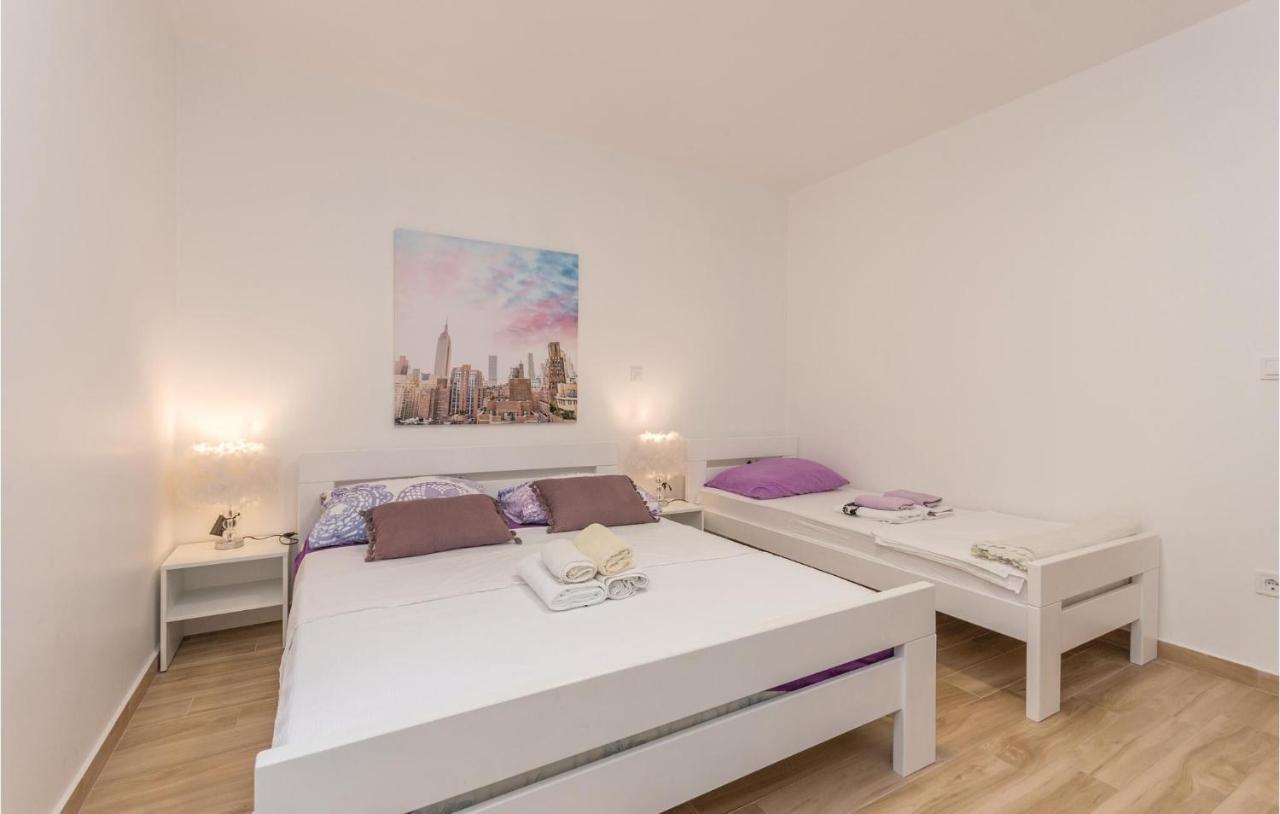 Apartments In Turanj, 20M From The Beach Sukosan Exterior photo